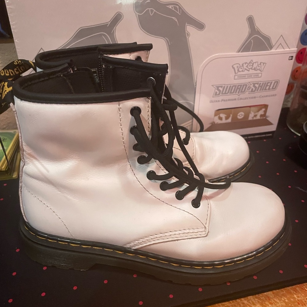 Dr. Martens Air Wair Girls Size 3 White Patent Lamper Zip Lace Boots 1460 J